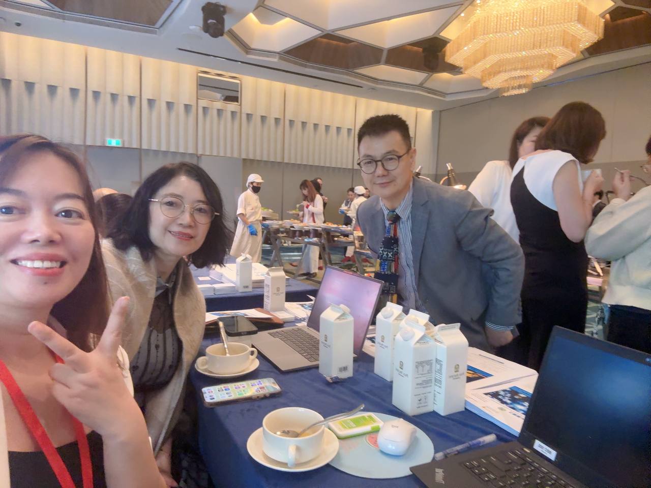 InnoE team at conference